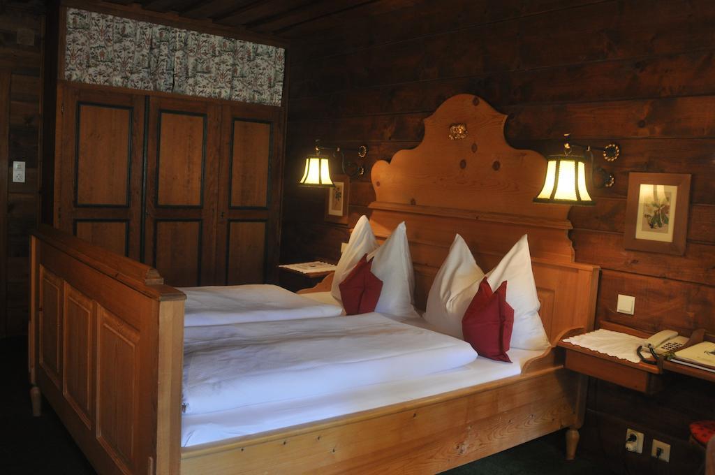 Romantikhotel Almtalhof Грюнау-им-Альмталь Экстерьер фото